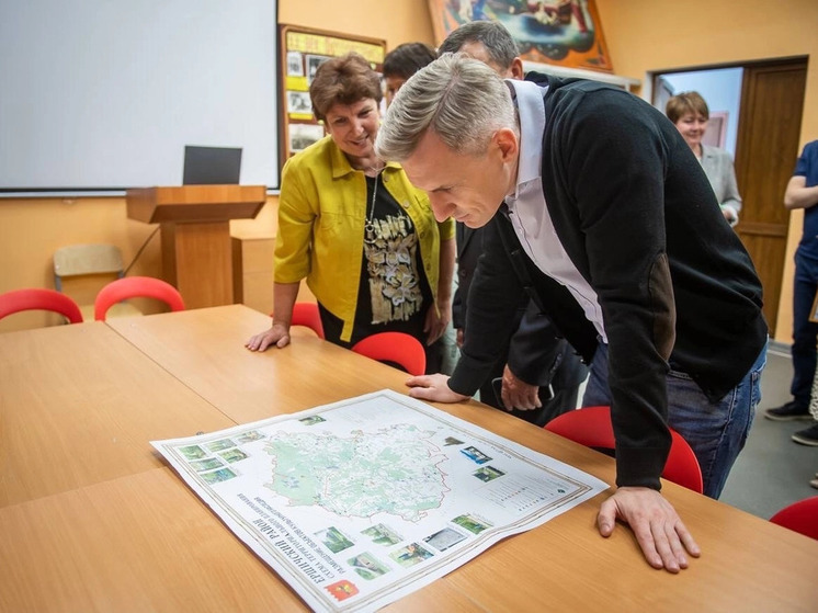  Василий Анохин побывал в Ершичской школе