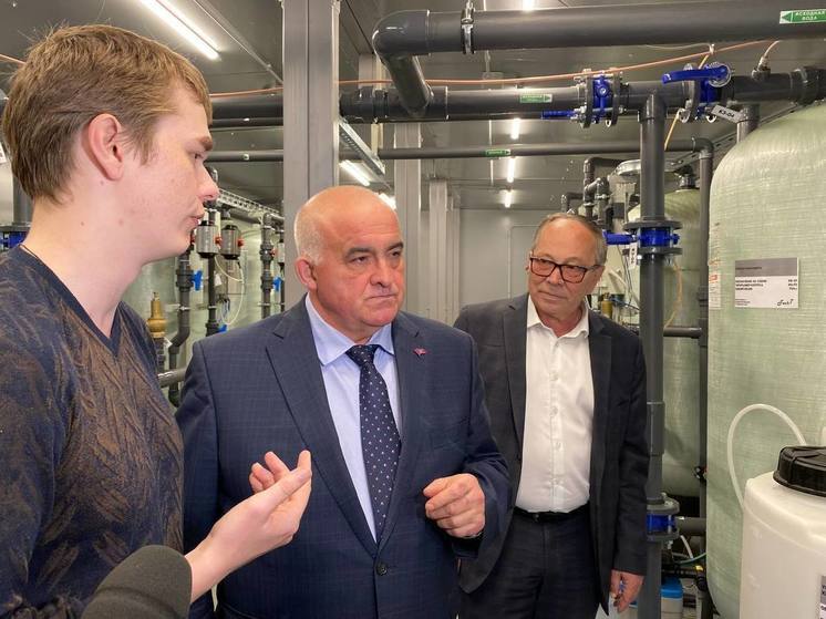 Губернатор Костромской области Сергей Стников посетил новую станцию водоочистки в селе Сущево