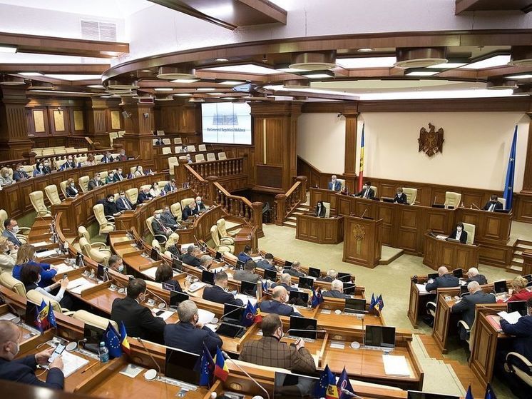 Молдавский парламент денонсирует соглашения с СНГ о стратегических вооруженных силах и ликвидации ЧС