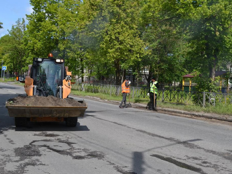 В Волхове начали ремонтировать дорогу Гагарина-Державина