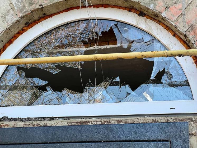 При минометном обстреле села в Борисовском районе снаряд попал по сельхозпредприятию