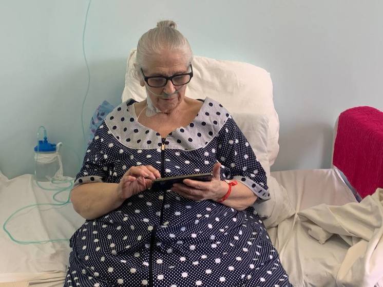 У 68-летней женщины была огромная киста яичника