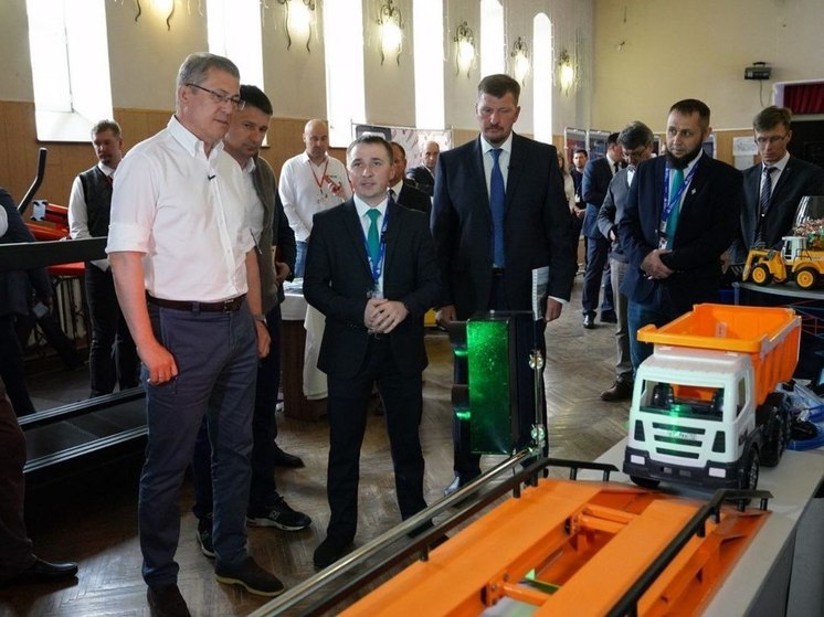 Радий Хабиров напомнил о поддержке предприятий Башкирии