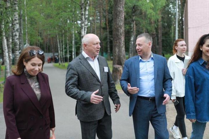 Ярославский губернатор пообещал, что белгородским ребятам понравится отдыхать в регионе