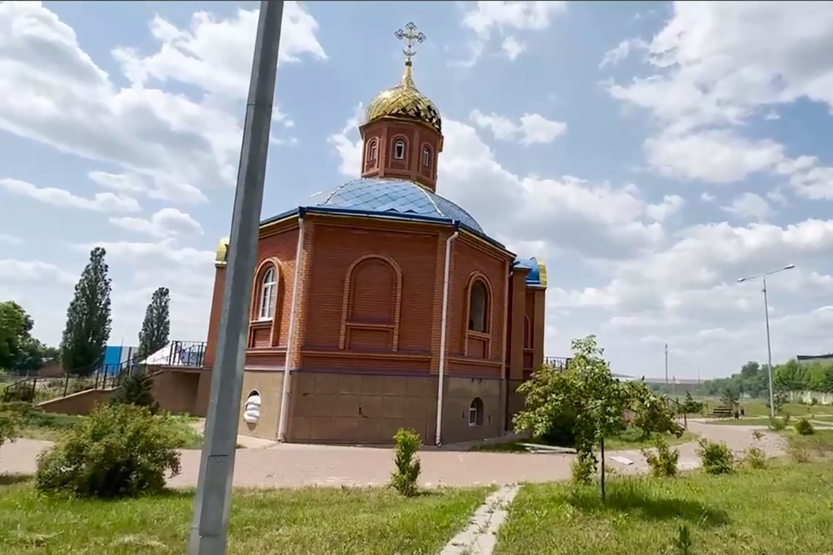 Новая таволжанка волчанск. Новая Таволжанка памятник. Таволжанка Бузулук.