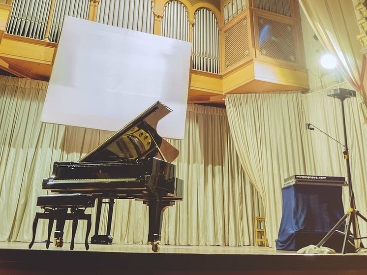 Артисты Донецкой филармонии отправились в Омскую область