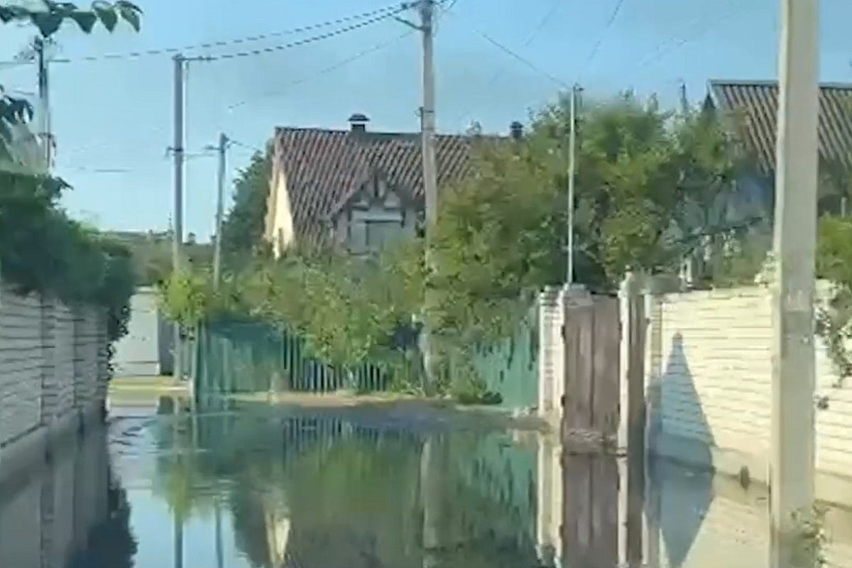Украинцы затопили