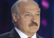 Президент Белоруссии Александр Лукашенко высказал точку зрения, что Запад пытается использовать Украину для того, чтобы "подмять Россию" и "вытереть об нее ноги"