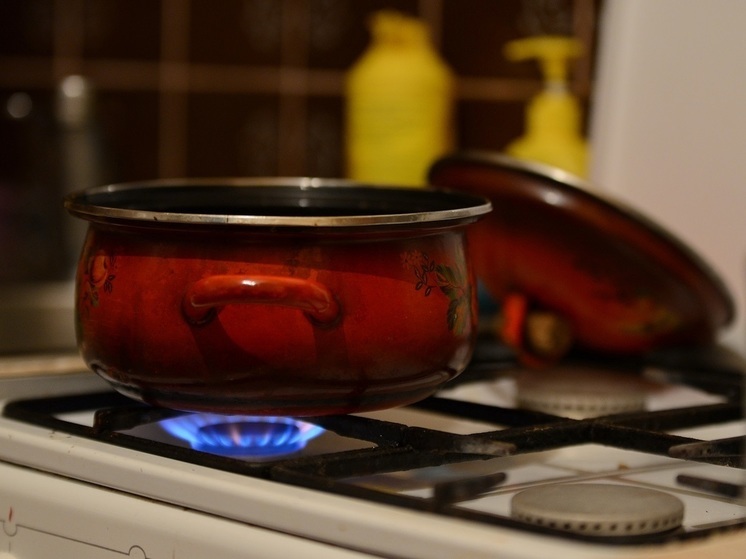 Неизвестные звонят свердловским детям и просят включить газовые конфорки