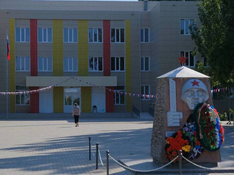 В Приволжском районе Астраханской области близится к завершению капремонт Кирпичнозаводской школы