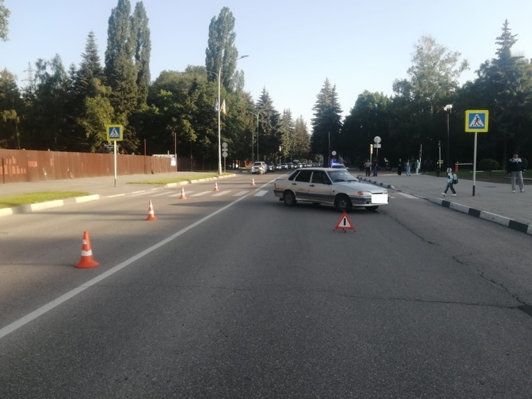 В Кисловодске автомобилист на ВАЗе сбил ребенка на пешеходном переходе