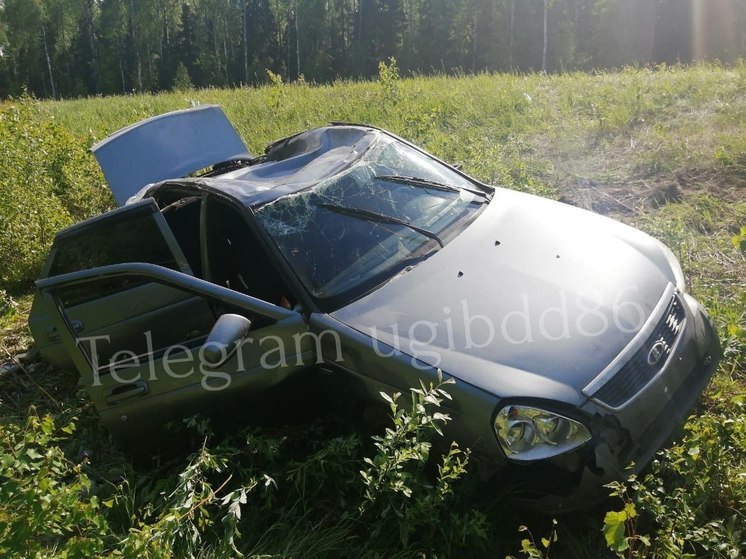 В Югре в аварии дети получили травмы