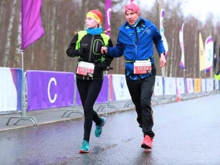 Незрячей спортсменке требуется волонтер для бега в Челябинске