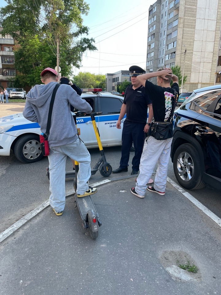 Как найти молодого