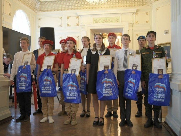 11 серпуховичей получили первые паспорта