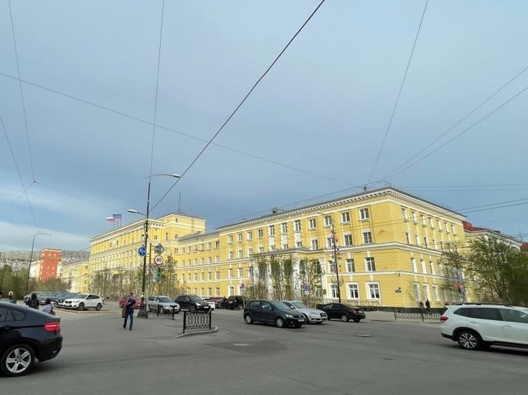 Депутаты Мурманского горсовета проведут личные приемы 13 и 16 июня