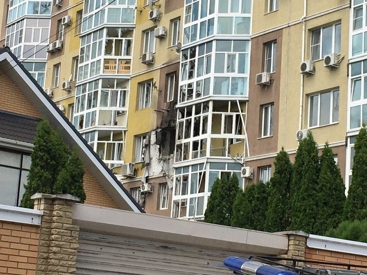 В Воронеже сообщили о сроках восстановления пострадавшего при падении украинского беспилотника дом