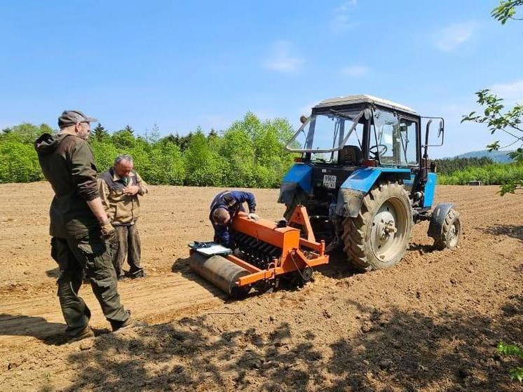 Новую спецтехнику задействовали в Юго-Западном лесном хозяйстве на Сахалине