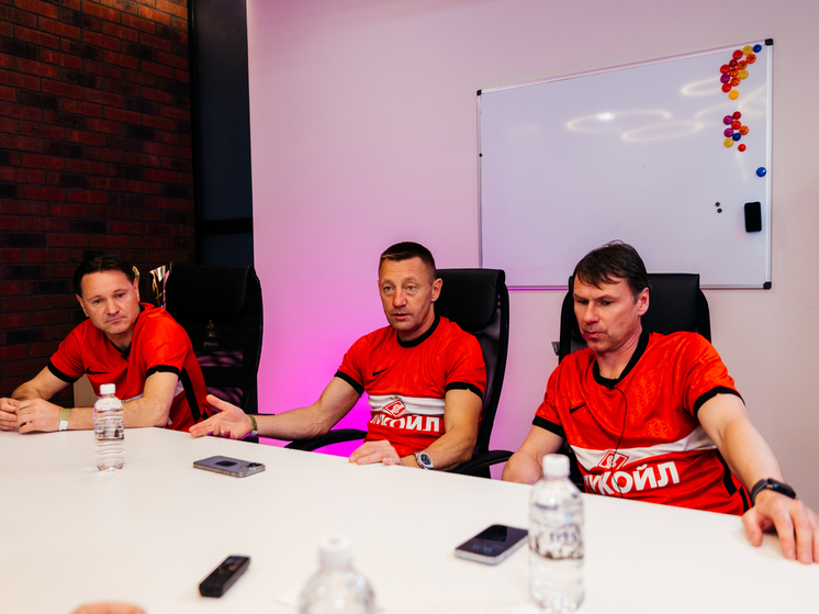 На ISKRA PANNA CUP приехали легенды большого футбола: Андрей Тихонов, Дмитрий Аленичев и Егор Титов