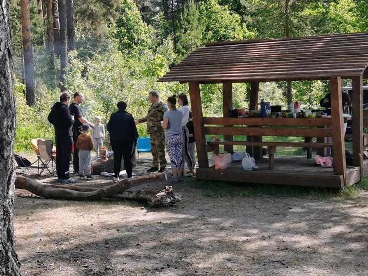 Любителей шашлыков выгнали из заказника в Ленобласти и выписали им штрафы