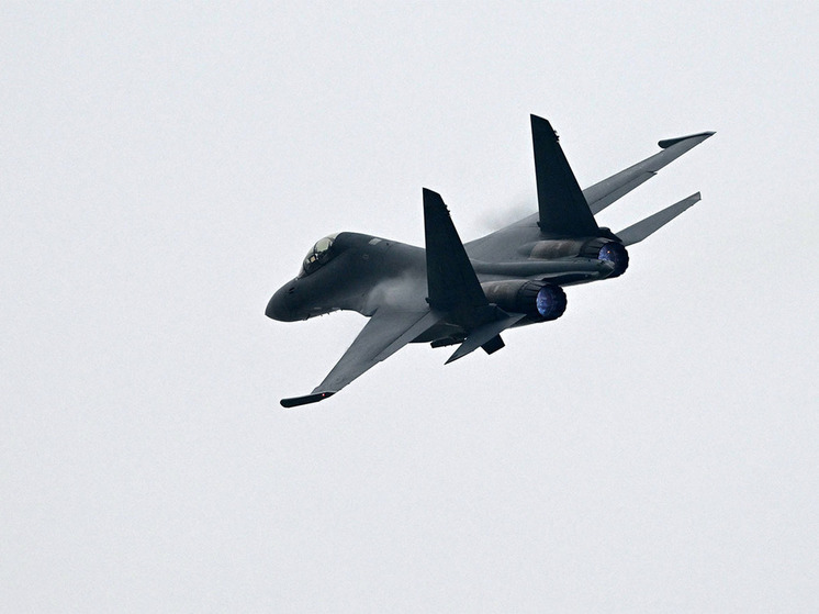 Тайваньские военные зафиксировали приближение к острову военных самолетов КНР