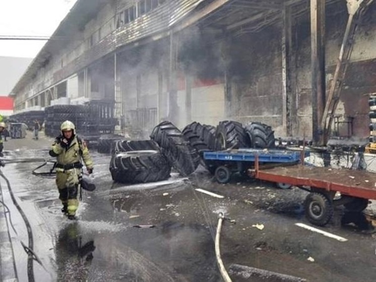 В Ростове потушили огонь на заводе Ростсельмаш