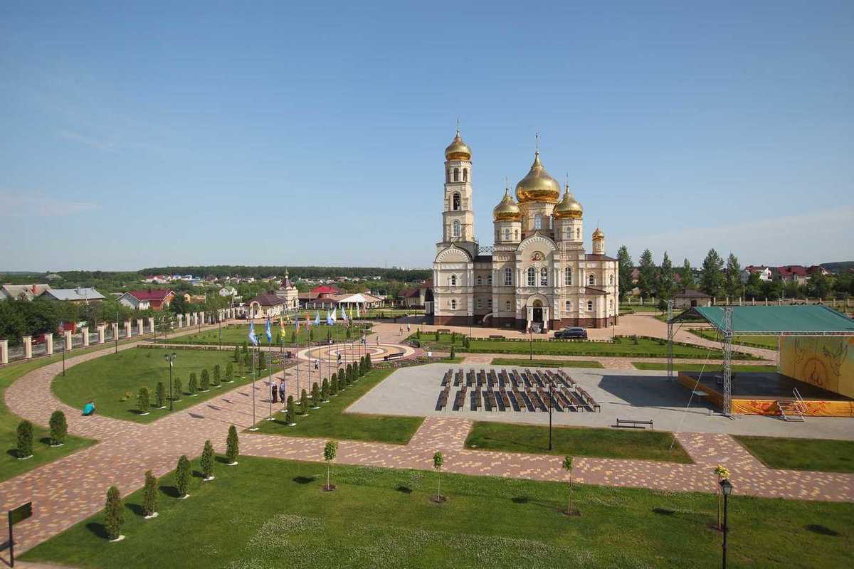 12 июня в Духовно-православном центре «Вятский Посад» пройдёт празднование  Дня России - МК Орел