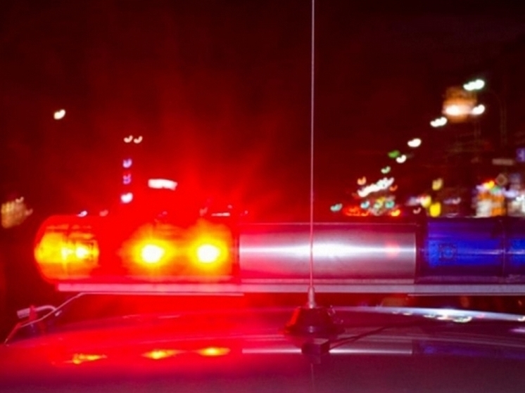Под Волгоградом в ночном ДТП на трассе пострадал 27-летний водитель
