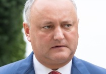 Бывший президент Молдавии Игорь Додон заявил, что отношения России и Молдавии проходят сложный период и "так низко еще не падали"