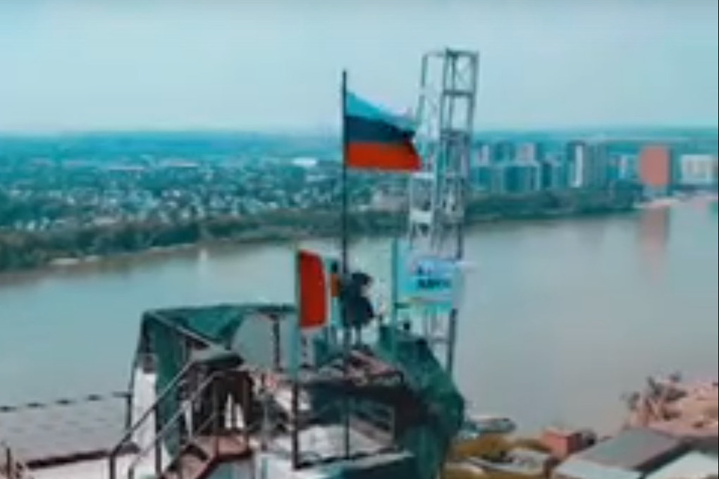 Пилоны моста на