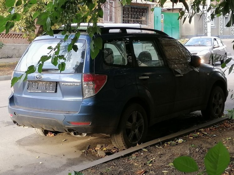 В Туле на улице Рязанской столкнулись три машины