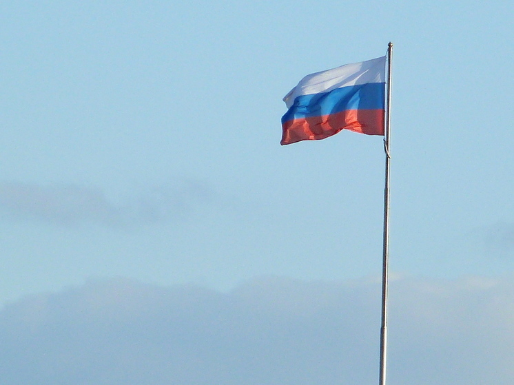 Флешмобы и концерты: как в Ленобласти проходит День России