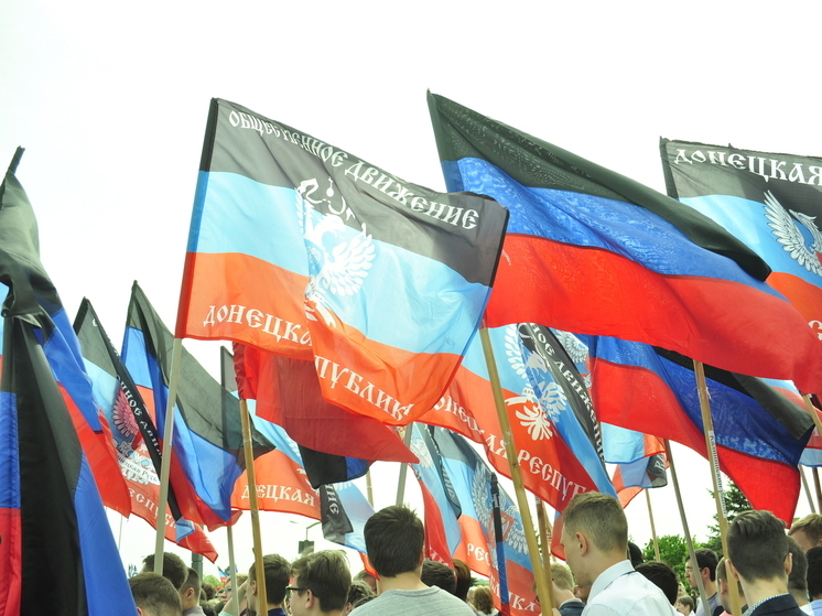 Гимн ДНР прозвучал в Петропавловском соборе Санкт-Петербурга