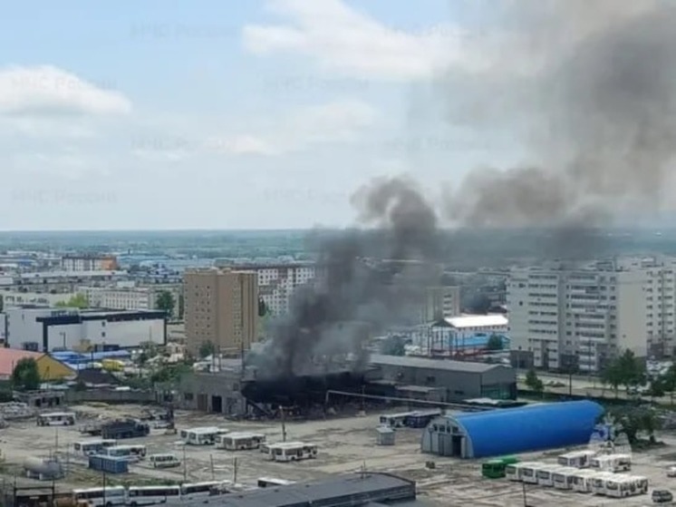 Пожар произошел на месте разрушенного здания ПТП  № 2 в Южно-Сахалинске