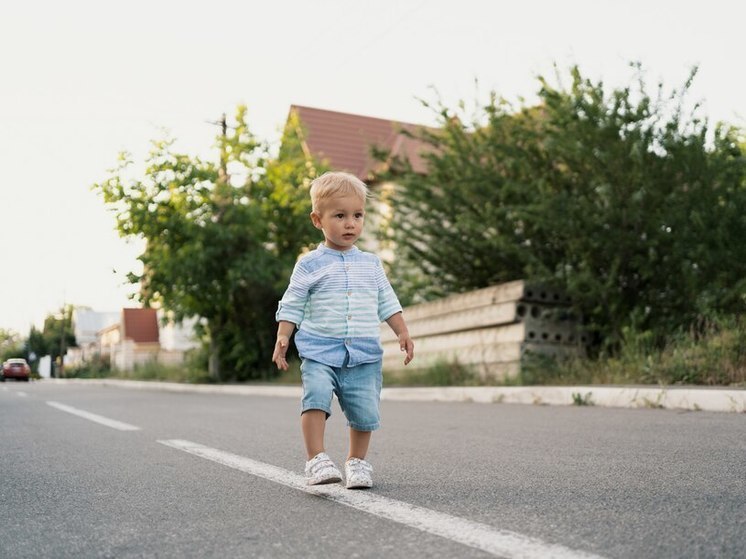 В Канске автобус сбил 10-летнего ребенка, шедшего по обочине