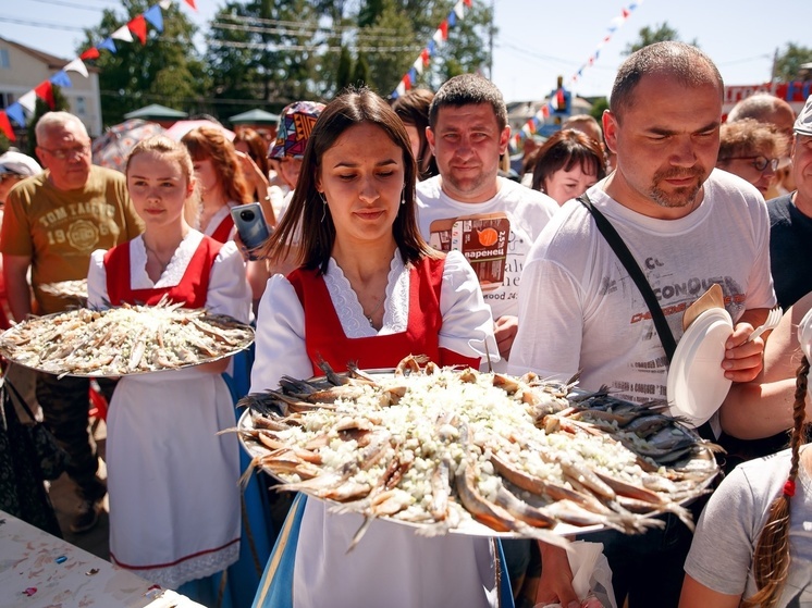 В Переславле-Залесском в седьмой раз прошел фестиваль селедки «Царский посол»