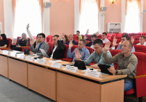Депутаты Хабаровской гордумы выбрали дату выборов мэра во время заседания парламента. Они состоятся осенью в единый день голосования, сообщили в мэрии краевой столицы.