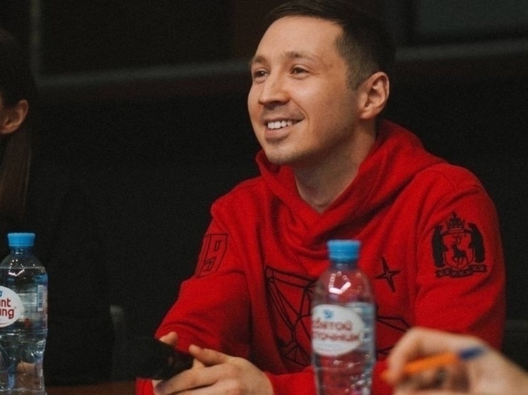 Команда депмолодежи Ямала перечислит зарплаты за месяц в поддержку бойцов СВО