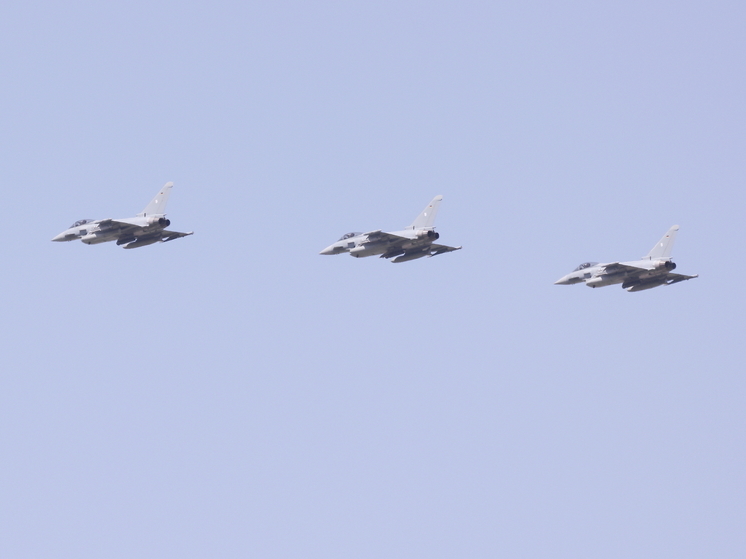 Киев захотел получить списанные австралийские F-18