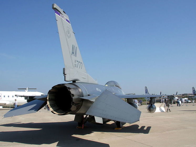 Минобороны Дании: тренировка украинских пилотов на F-16 начнется в августе