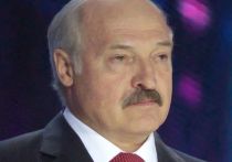 Президент Белоруссии Александр Лукашенко заявил, что не разговаривает с главой Украины Владимиром Зеленским