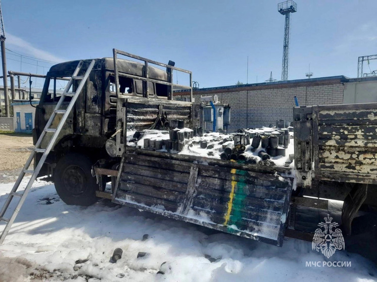 В Смоленске произошло возгорание грузового автомобиля
