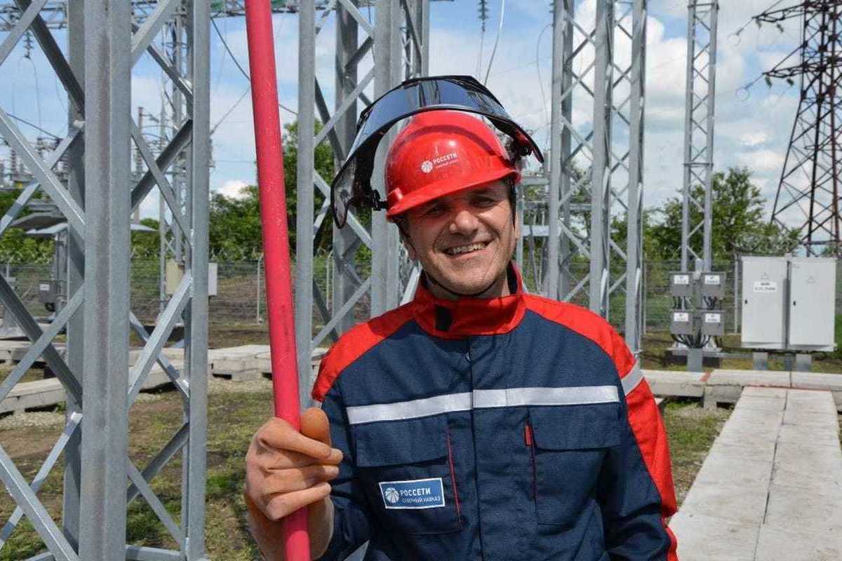 Лукойл ставропольэнерго. Пао россети северный кавказ ставропольэнерго. Россети ставропольэнерго. Подстанция. Докшукин россети северный кавказ.