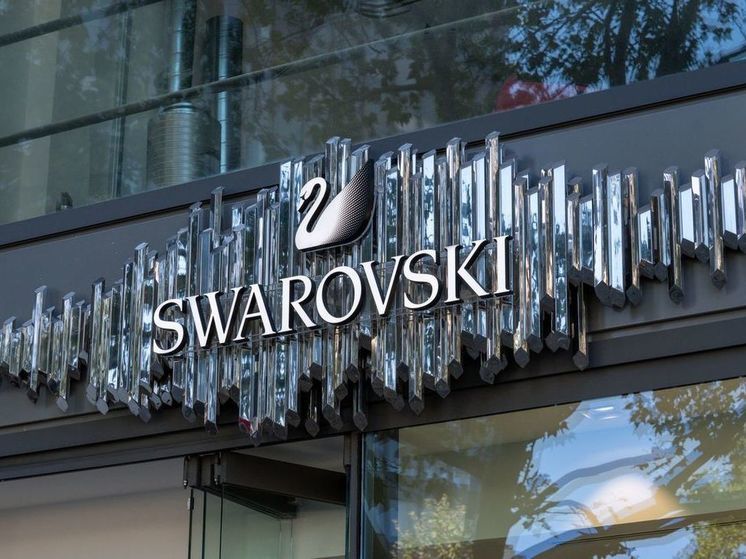 Компания Swarovski полностью свернула бизнес в России