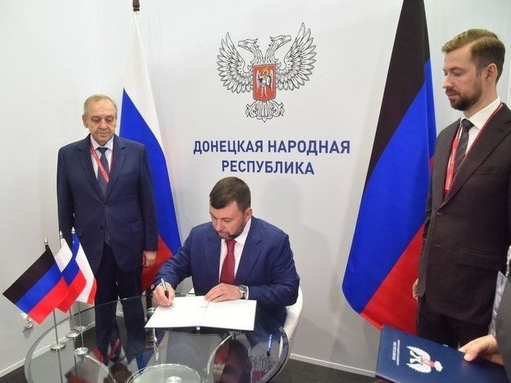 Пушилин подписал соглашение о сотрудничестве ДНР с Республикой Крым