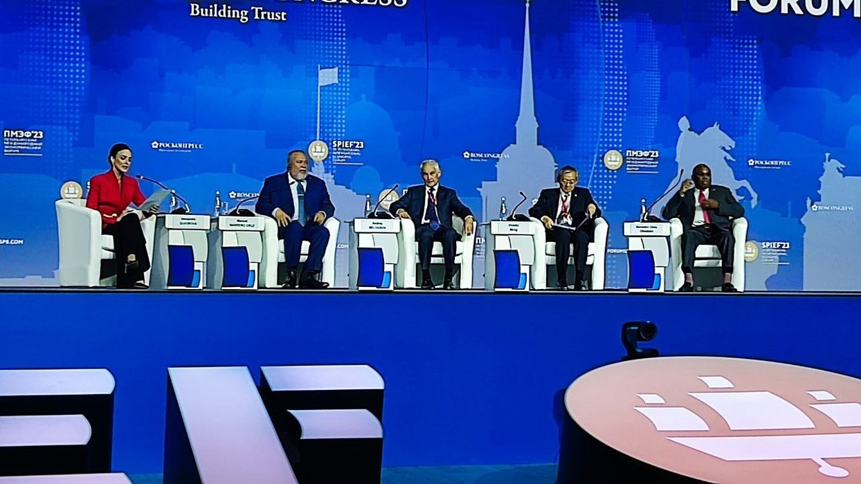 В Петербурге стартовала церемония открытия ПМЭФ-2023