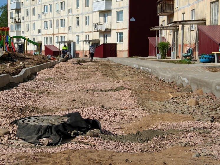 В Подпорожье до конца года благоустроят дворы на двух улицах