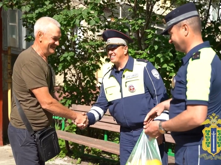 Липецкие автоинспекторы спасли жизнь раненому мужчине