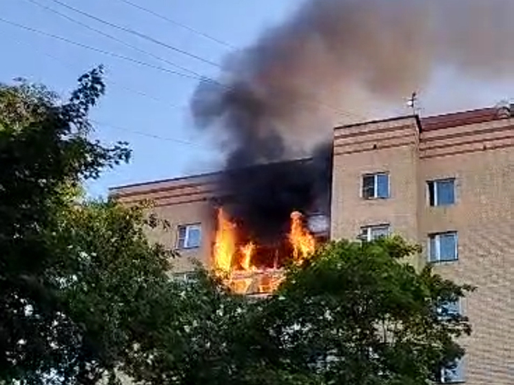 Балкон загорелся в одном из домов Балашихи