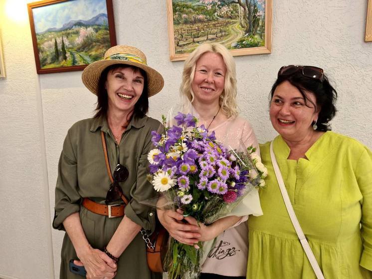 В Алупке открылась выставка живописных работ Валентины Грыцив